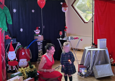 Lumieres de Noel magicien caen scaled e1768155366677